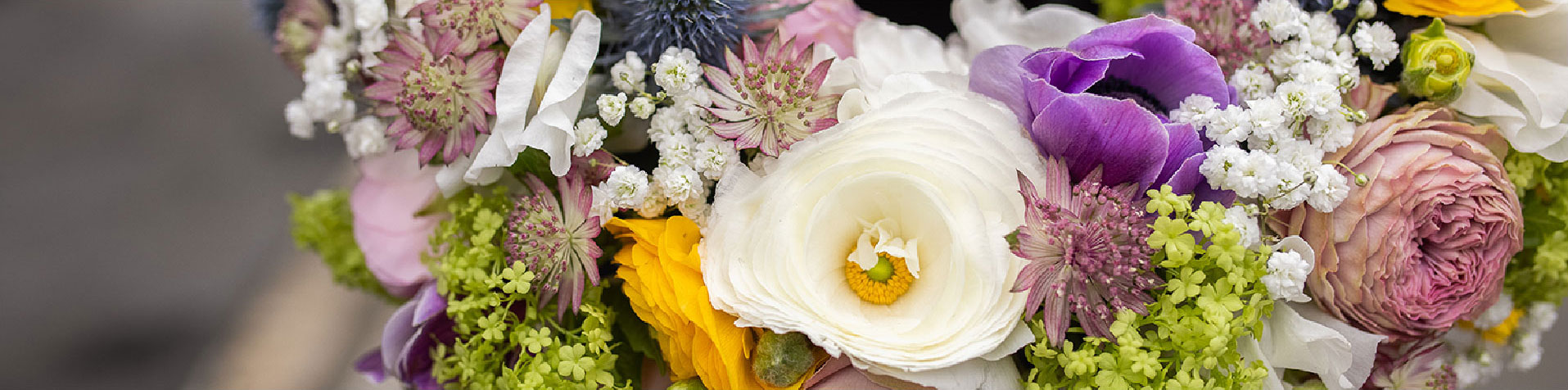 Bannière abonnements - fleurir vos tombes - Epitaphe Deuil - Compositions florales sur mesure sépulture - Le mans