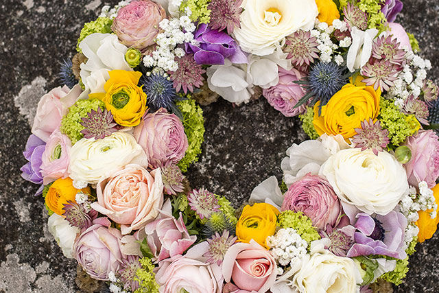 Présentation de l'entreprise Epitaphe - Epitaphe Deuil - Compositions florales sur mesure sépulture - Le mans